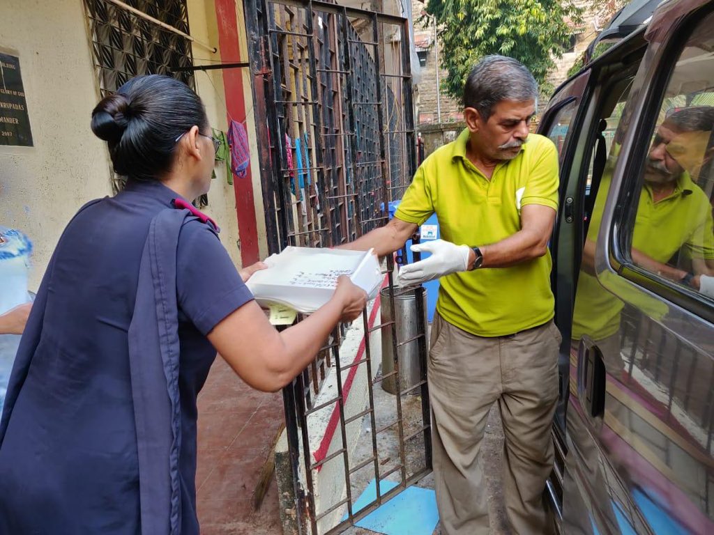 FeedingIndia's tweet photo. The mumbai #MagicWheels has been launched! We have started picking up food from the airport already. Looking forward to more people joining the movement! #FeedingIndia #FightFoodWaste https://t.co/vFbidQKCKs
