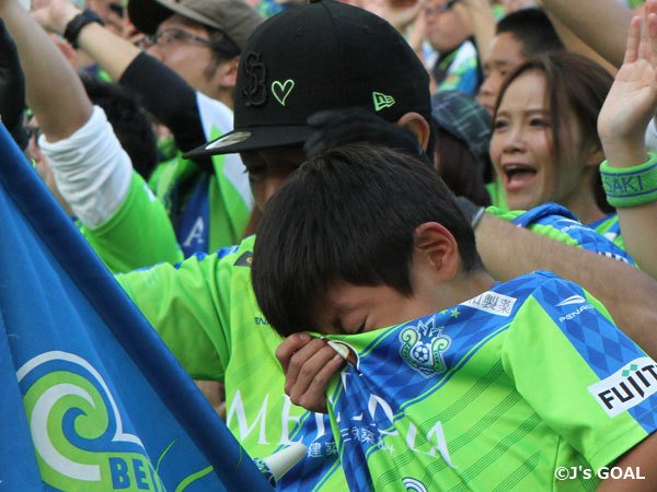 熱狂的ファンとサポーターの違い サッカーいろは