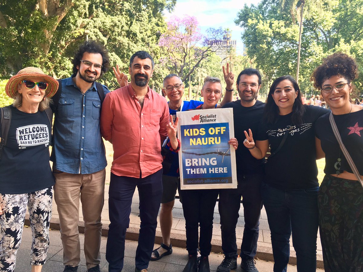 PipHinman's tweet photo. At the Sydney rally for #kidsoff #everyoneoff #Nauru today ✊🏼 https://t.co/siAhjZ0ZiP