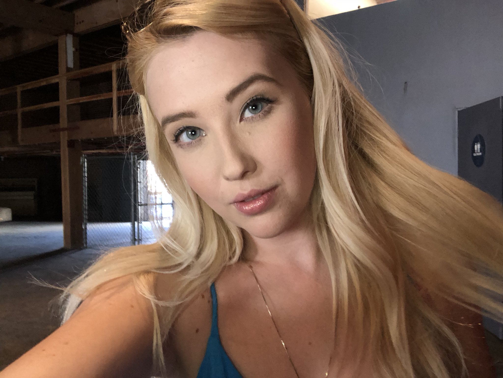 Samantha Rone On Twitter 😈 Ronedrones 😈 I’m Accepting Custom Video