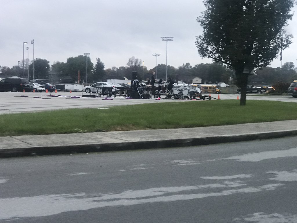 SCDragonsBBall's tweet image. Props to the SIlver Creek Marching Band for 8 am practice this morning before semistate! Great players and programs are willing to do the things others won’t! Good  luck today !