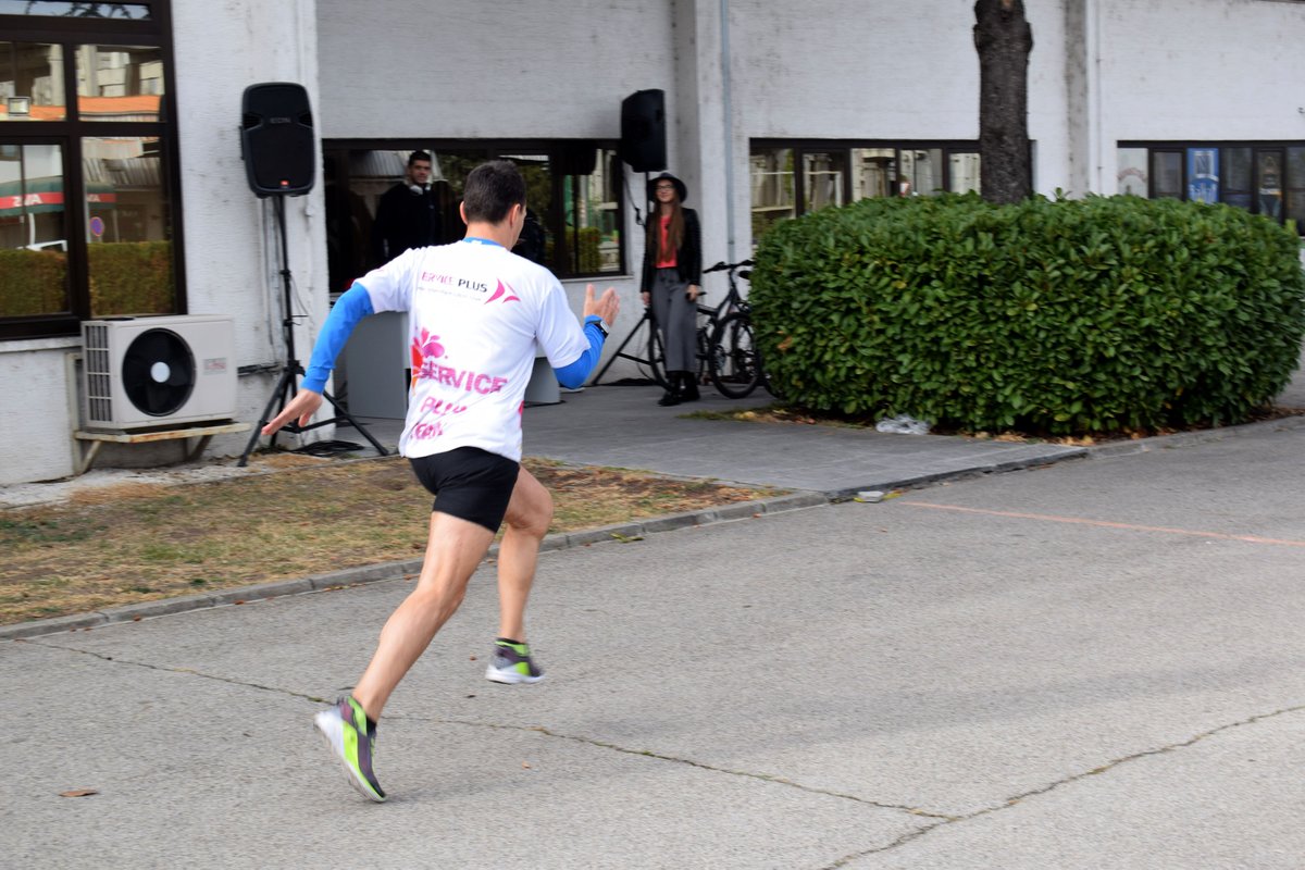 ServicePlusIT's tweet photo. #spwayoflife mean creativity, agility and vision. Under this motto we are celebrating life.
Last week we had 200m running race around our building. Our colleague Marko won it with unbelievable 28,05 Seconds! https://t.co/nLLDMrrtEn