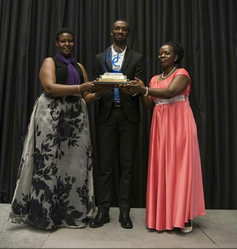 IBUKAYouth's tweet photo. Last night, for the 11th annual @UnityclubRw Forum, AERG received #UnityAward for its commendable courage and exceptional acts of humanity. this reward is for all our friends, partners for your contribution to reach at this level. We thank you #ImbereHeza #Intwararumuri #Ubumwe https://t.co/ANuOsc0JV2