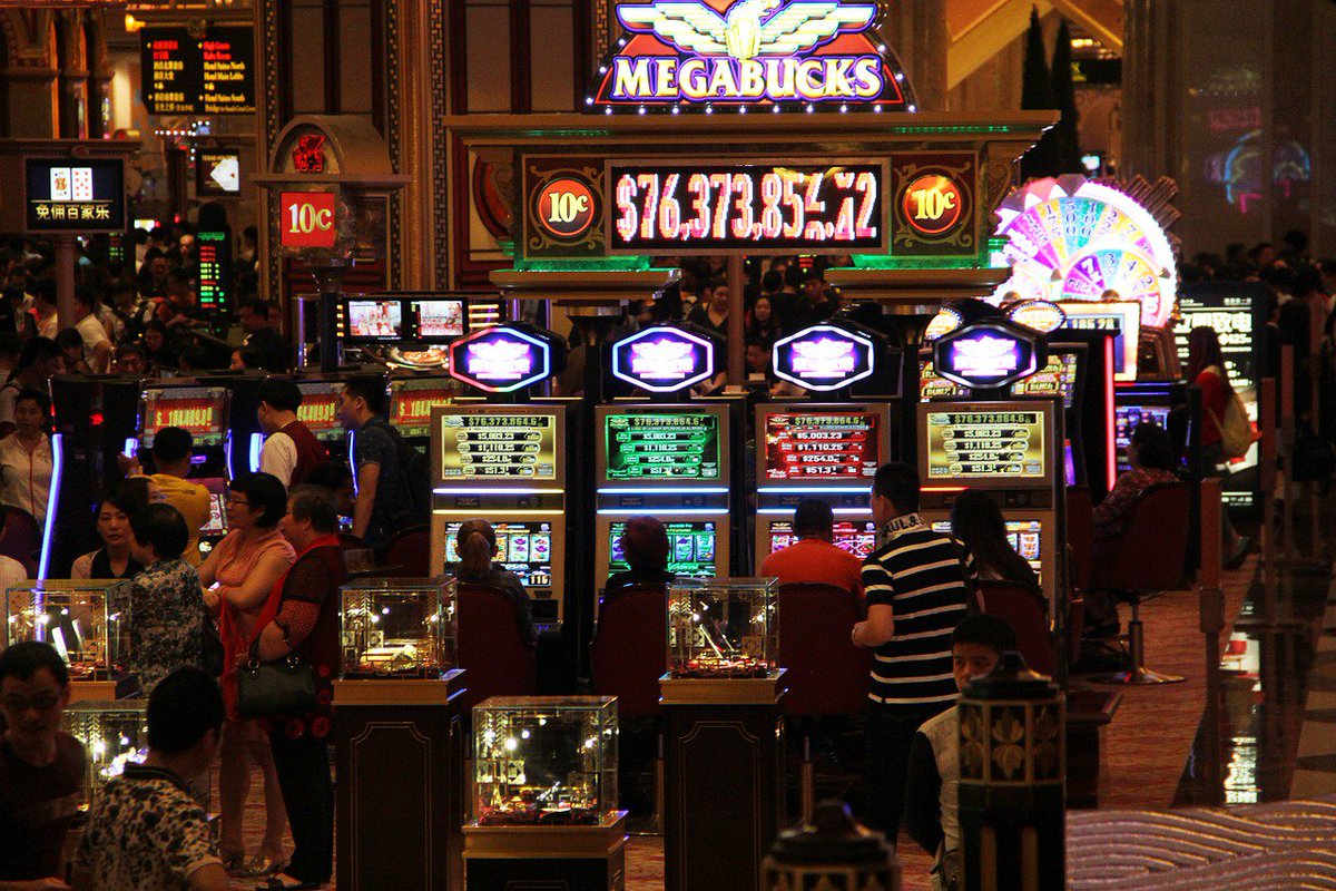Fla_Pol's tweet photo. Don't fall for it: Casinos are not good for children, education https://t.co/EeH7ELT4x2 #FlaPol https://t.co/Wo2HrLDGLd