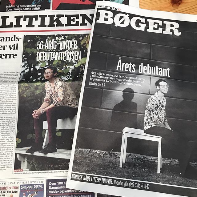 Go lørdag! Anita Furu vinder af Bogforums debutantpris i Politiken i dag! Kig forbi vores stand i dag og køb bogen med særlig rabat🎉🏄🏻📚 ift.tt/2yBZLDl