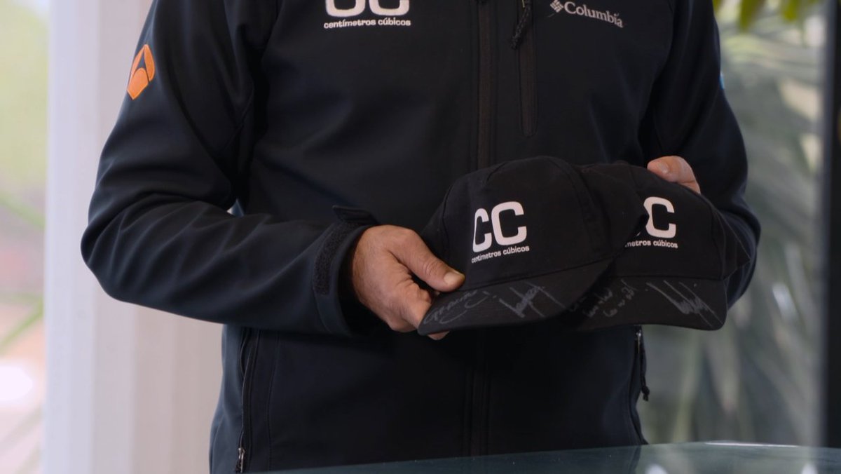 Centímetros Cúbicos tweet media