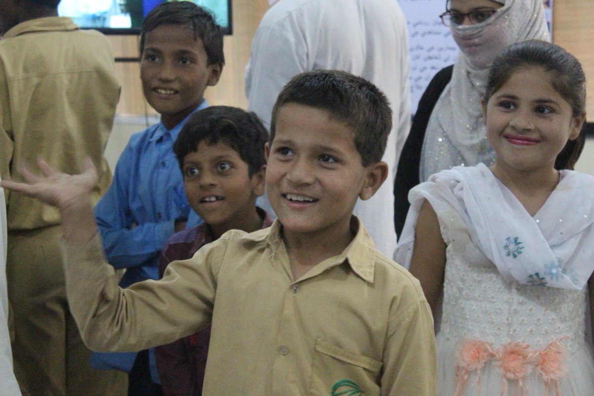 WonderTreeCo's tweet photo. Happy faces at #TDFMagnifiScienceThar Exhibition π
There's so much potential in areas like #Tharparkar if these children are given proper and quality #STEM education! We're totally loving how instantly they show affinity towards #technology. https://t.co/cg8h6LpZSj