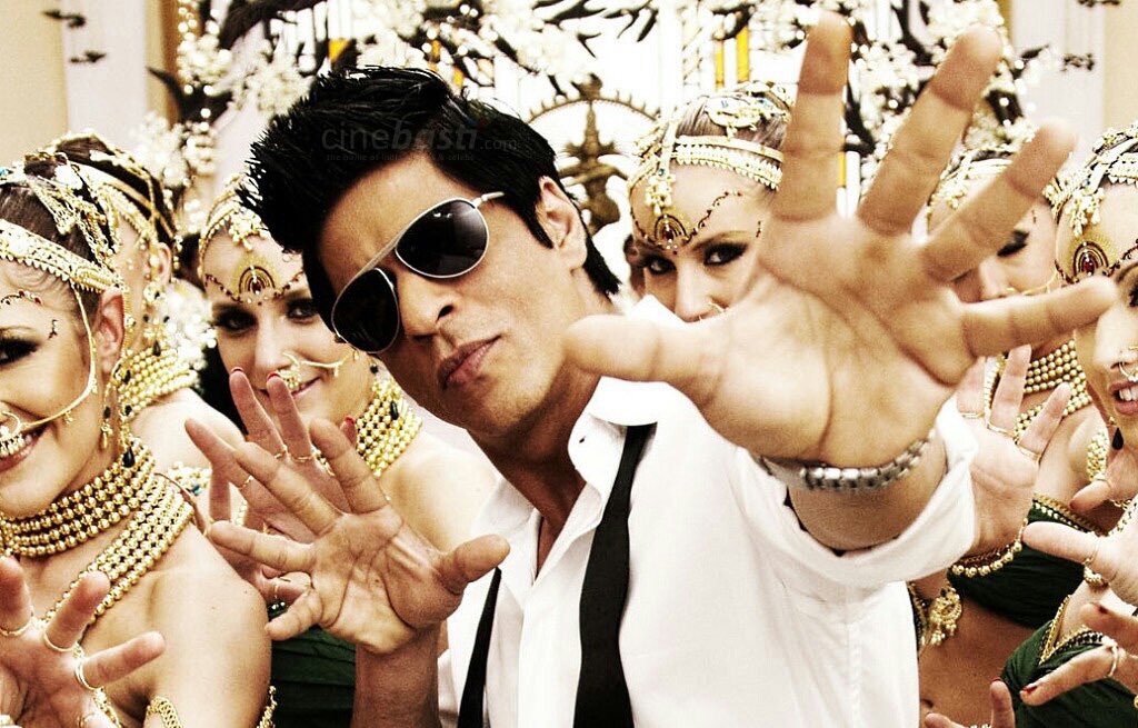 LondonSrk's tweet photo. It’s been #7YearsOfRaOne !!! @iamsrk #SRK #ShahRukhKhan https://t.co/14pHz6BmjZ