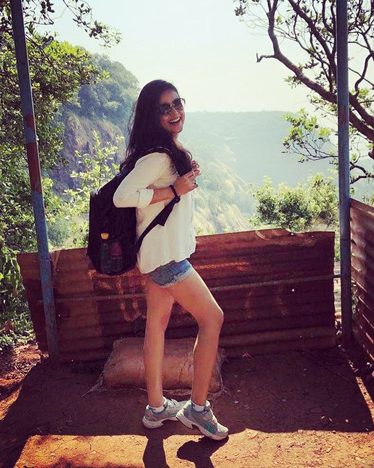 IMishtii's tweet photo. Nature is love❤
#backpacktrip #elatedsoul #mountaingirl #trecking #mountains #breathefree #greenheights #soulful #instapic #picoftheday https://t.co/pcxMWezH3L