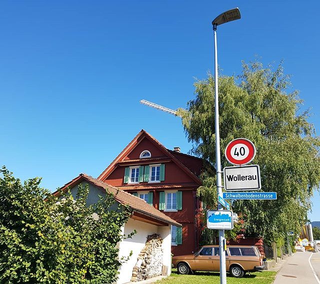 IlsankerGeeky's tweet photo. Wollerau. Energiestadt, 40 km, Seeblick, Idyll und im Hintergrund wird kräftig gewerkelt. 🏗🏢🏤🏙 #greaterzuricharea #effimag #sihlegg #effimaginformationmanagement #digitalworkplace https://t.co/YWMzsLQ1gO https://t.co/ufRBaKMssd