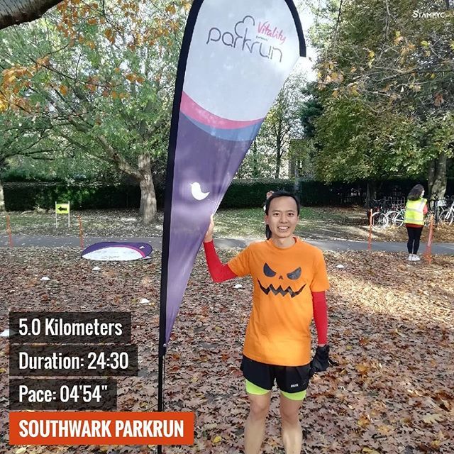 coderunnerguy's tweet image. It&apos;s Saturday, and it&apos;s Parkrun day at @southwarkparkrun 🍁🍂 Rocking out with my Halloween Costume 🎃 (ahem Tee) for the Halloween Parkrun this week
.
.
Anyone doing any Halloween Parkrun 🧛🏼‍♀️🧛‍♂️ this weekend too? 🙌🏻
.
.
.
#LadRunner #CodeRunner #WhyIRun… ift.tt/2Rg0mSb
