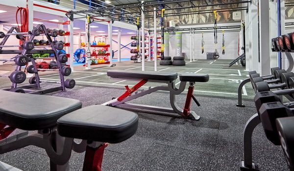 SBCCRAMS's tweet photo. We are delighted to announce a new partnership with @gymbosuk Gymbo's Sawston is one of the best equipped independent functional training facilities in the UK.  All club members will be able to take advantage of the gyms membership at an exclusively discounted rate
#SBCC #RAMS🐏 https://t.co/WnADIorX12