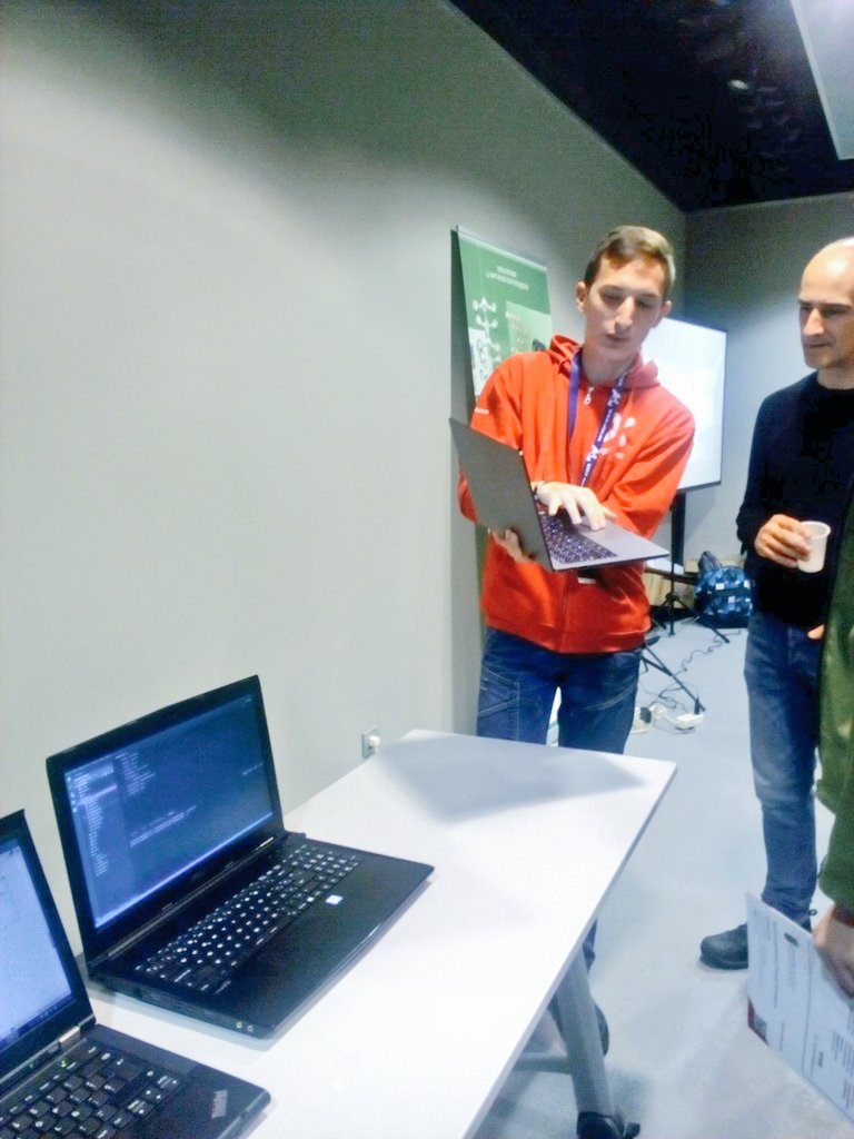 CodeSolutionsPr's tweet image. ¿Quieres ayudar a la comunidad aportando soluciones típicas y simples? Entra en codeshare.jkanetwork.com o pásate por nuestro stand
#DevFestBur #Burgos #CodeShare
#Programming #Code