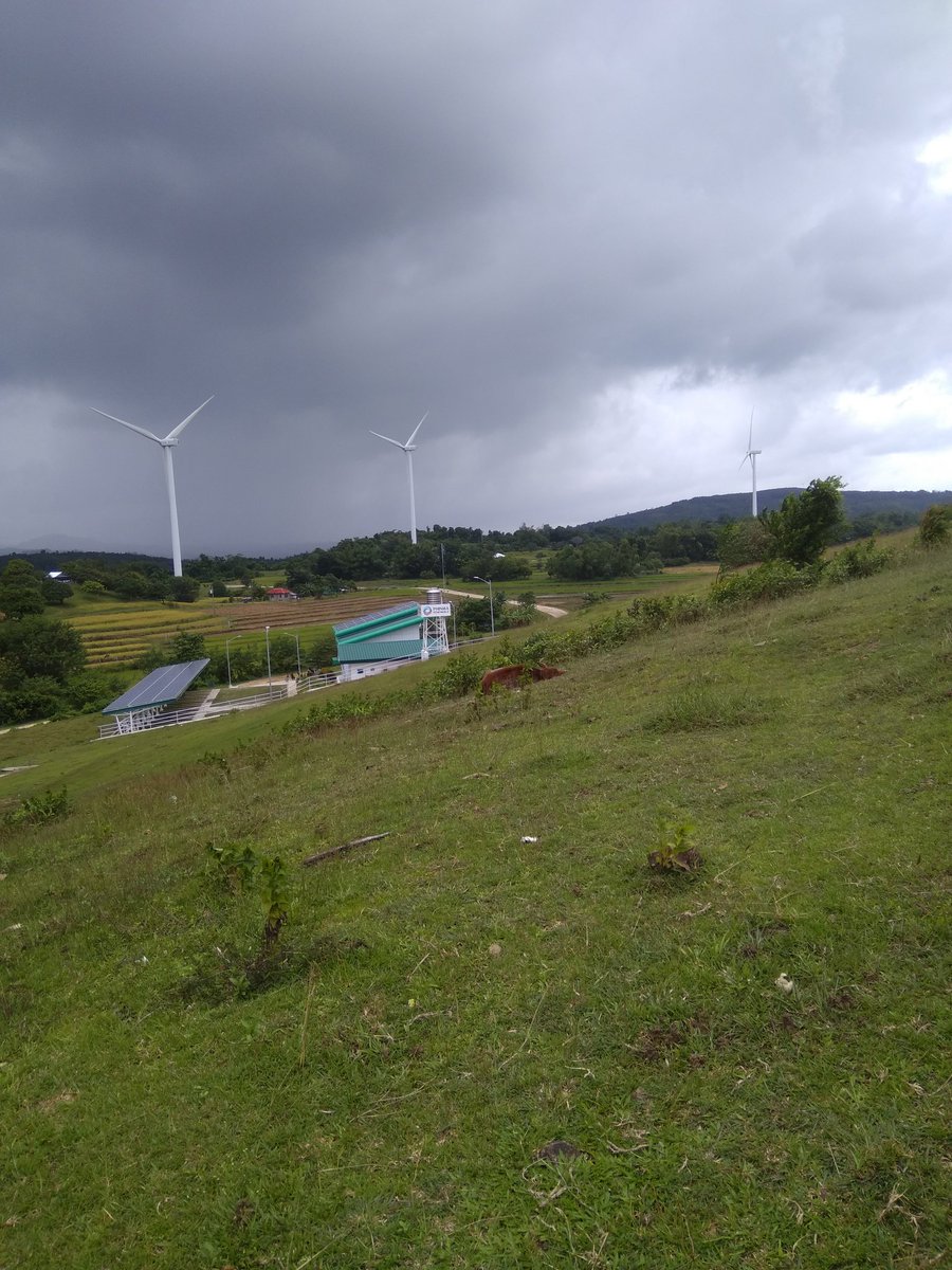 CarolPillora's tweet photo. Enjoying my hacienda. 😂
#Guimaras2018 https://t.co/L0k6vmJCUf