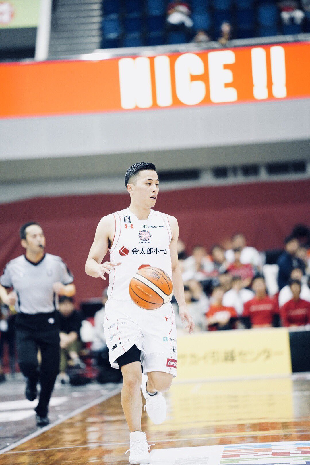 シックスマン 大阪も千葉もテンポ速いバスケで面白い 富樫選手さすが でも 畠山選手も負けてない Bリーグ 大阪エヴェッサ 千葉ジェッツふなばし 富樫勇樹 畠山俊樹 T Co Taafht09qv Twitter