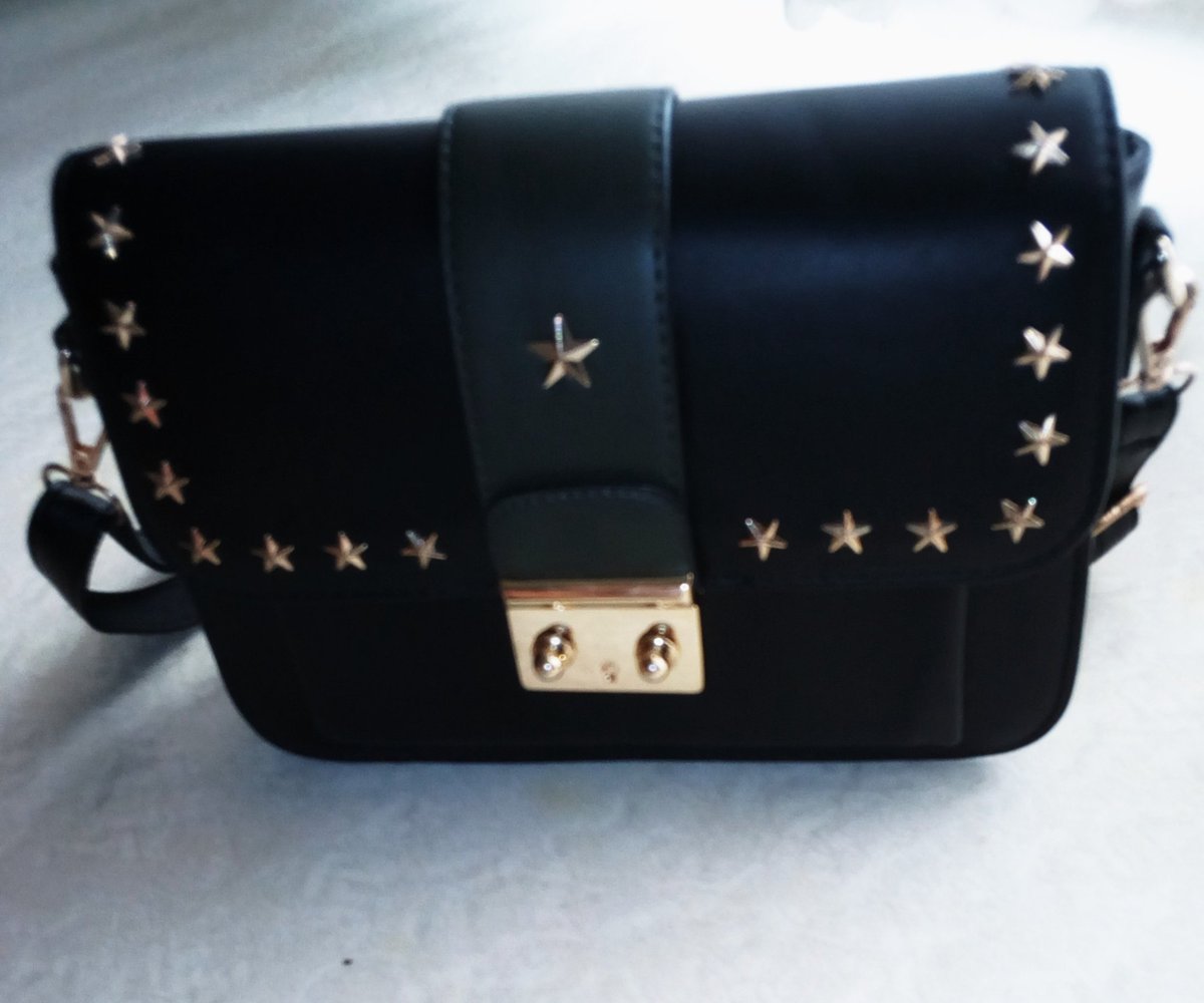 Olivia240393's tweet photo. My unique ladies
New stock is in town grab yours now. #slay #SaturdayMotivation #SaturdayMorning #Sales #stylish #beautiful #WomanLikeMeMusicVideo #LoveYou #Fashionable https://t.co/KPLYUMmGex
