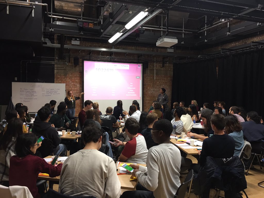 BoKelestyn's tweet image. Amazing morning @warwickuni @WarwickSU delivering first #courserep training of the year #WarwickTeamEd ✌🏻 this bunch of education leaders are making waking up at 7am worthwhile!