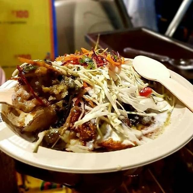 Reposting <a href="/foodwarzinc/">Food Warz</a>:
Throwback to Durga Pooja scenes, this papdi chat was shared by our admin <a href="/megha/">Megha B</a>.katyal.16

Follow 👉<a href="/foodwarzinc/">Food Warz</a> for more deliciousness and join us on WhatsApp by clicking the link in bio

#FoodWarz #VegFood #Vegetarian #buzzfeedfood #buzzfood #eat #eater