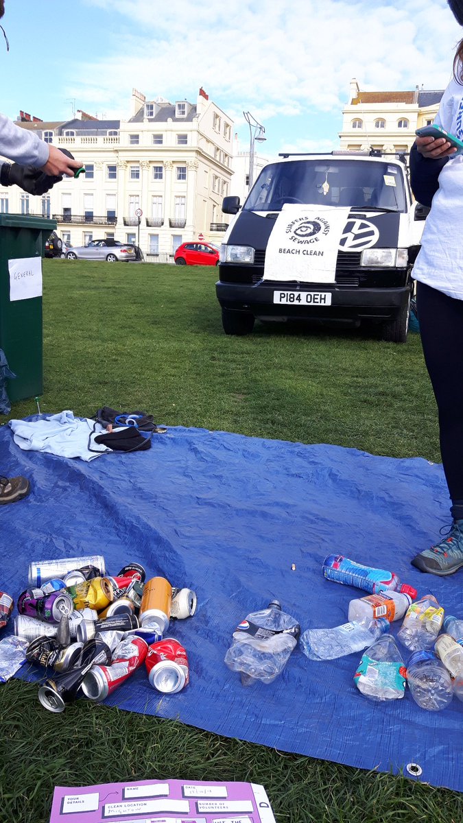 The bottles and cans are mounting up. Thanks @SwimTrek and @BrightonCollege for your support @sascampaigns #Brighton #Hove #ABRC18 today #everybottlecounts @CreativeBloomUK @atlantajcook