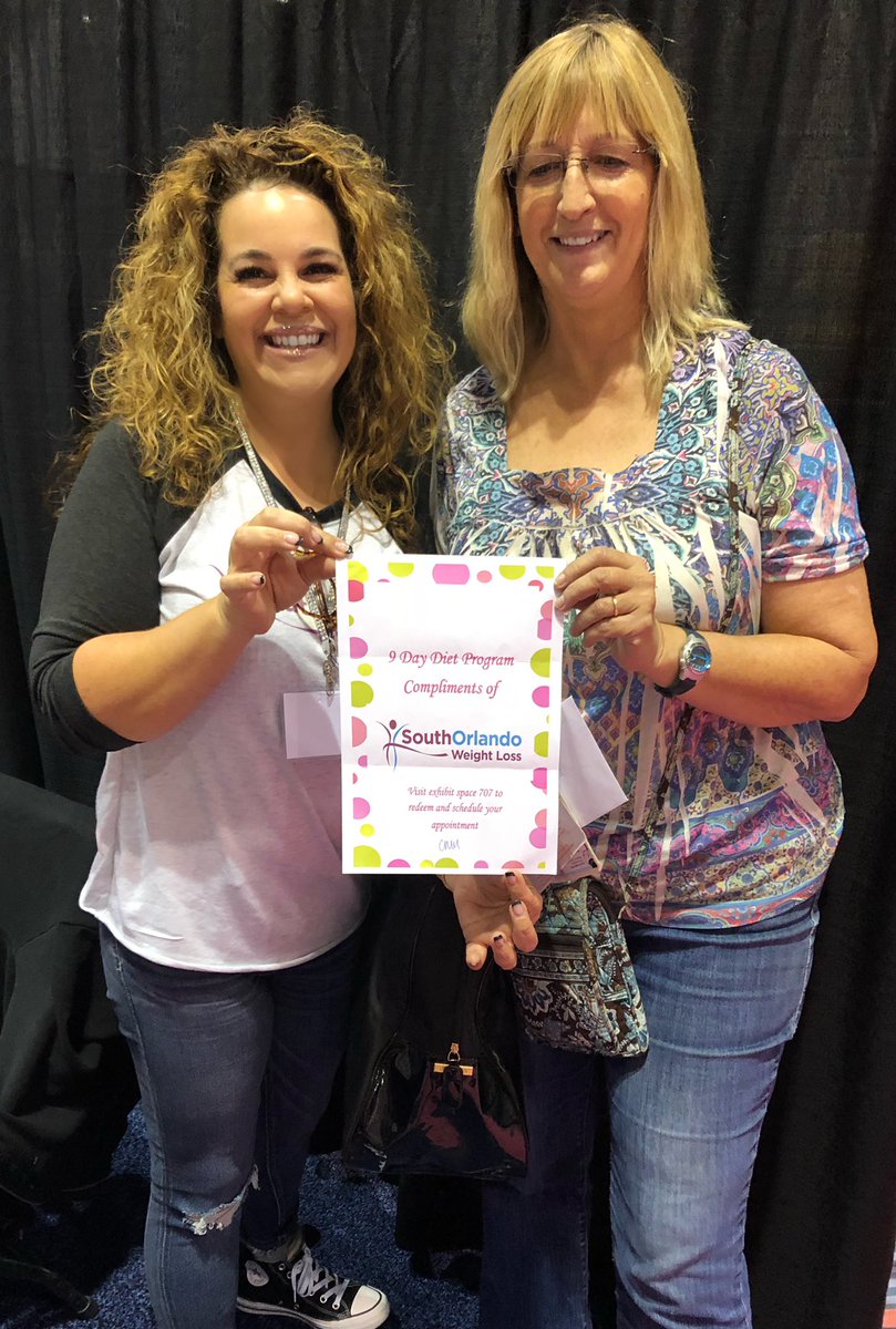 We have our first winner and a full house! #2018southerwomensshow 

Come see us at Booth 707 for your chance to win a complete weight loss program!