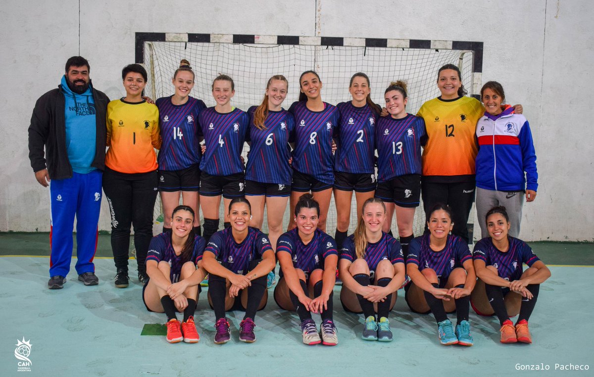 Felicitaciones a todo el plantel de la Selección Femenina Junior de Cba por el 2º Puesto en el Torneo Argentino! 🤾‍♀️👏 <a href="/presidFCH/">Guillermo Santillan</a> <a href="/RubenDiliddo/">Rubén Di Liddo</a> <a href="/Adrian_Viotti/">ADRIAN VIOTTI</a> <a href="/mcandoli/">Matías Candoli ⭐⭐⭐</a> <a href="/cordobasport1/">Córdoba Sport</a> <a href="/gabycmartin/">Gabriela Martín</a> <a href="/HandballUni/">Universitario HB</a> <a href="/HandballVD/">HandballClubComercio</a> <a href="/jcchandball/">JCC Handball</a> <a href="/gabyparola13/">Gaby Parola</a> <a href="/fchtvok/">FCHtv</a> <a href="/GO7ok/">GO7</a> <a href="/dmizraji/">Diego Mizraji</a> @