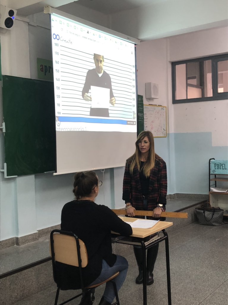 MjesusMS's tweet photo. Los alumnos de la sede #Santander de #posgradomaecenas han puesto todo en sus exposiciones sobre #técnicasdeevaluación durante la sesión 👏🏼👏🏼👏🏼👏🏼 #exposicionesteatralizadas #marcandoladiferencia #creatividad ¡Enhorabuena! ��🔝🔝 @innovacionmec https://t.co/blH27H3FSo
