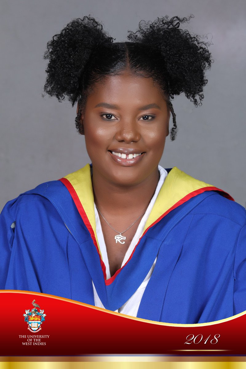meekahboo's tweet photo. BSc. Food Chemistry (major) Management Studies (minor)
My mother would proud. 
#gradszn2018 #gladbagbuss https://t.co/B2a5X5VkUP