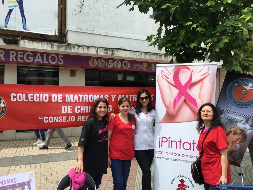 CMatronas's tweet photo. @CMatronas apoyando actividad de prevención de ca de mamas en paseo arauco, Chillán. @ChileMatrones @CronicaChillan @ladiscusioncl https://t.co/SzOjzLXYin