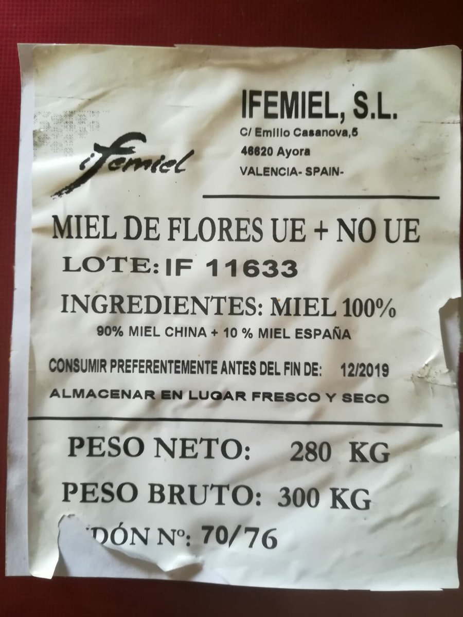 Esto pasa en #España ,a la mierda nuestra #miel #apicultura <a href="/polenymiel/">apicultura españa</a> <a href="/AEApicultores/">AEApicultores</a> <a href="/adapicultura/">ApiculturaAndalucia</a> @ApiEscuela <a href="/apiberica/">Apicultura Ibérica</a> @notiapi <a href="/cosasdeabejas/">cosasdeabejas</a> <a href="/ecocolmena/">Ecocolmena</a> <a href="/ApiEcologica/">ElColmenar</a> <a href="/jesus1ruiz/">Habemus abejas</a> <a href="/albertochicote/">Alberto Chicote</a> <a href="/MarcaEspana/">Marca España</a> @mapagob <a href="/MinAgricultura/">Min. de Agricultura</a> @COAGCV