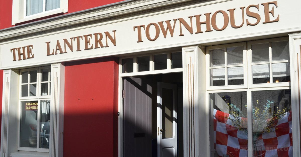WAWKerry's tweet image. #Dingle goes red & white 🔴⚪ #dinglegaa #Kerry #daingeanuíchúisabú #wawkerry
