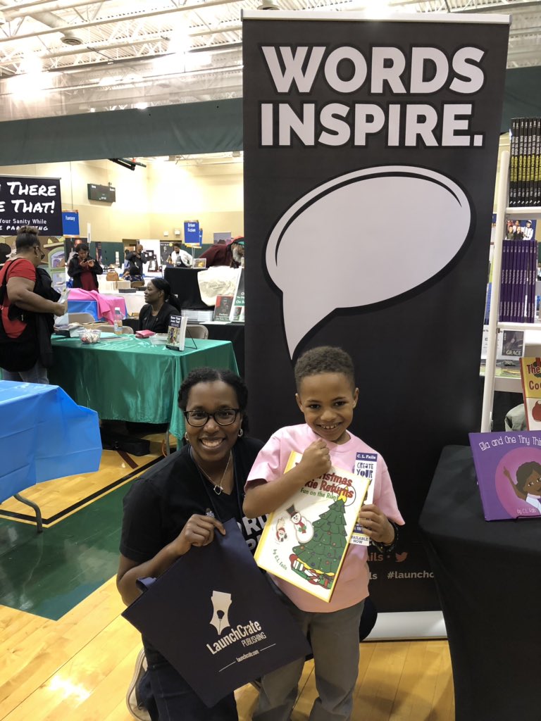 CLFails's tweet photo. Day 1 of the National Black Book Festival. #nbbf2018 Ready for today! https://t.co/YR0OsNpdKo