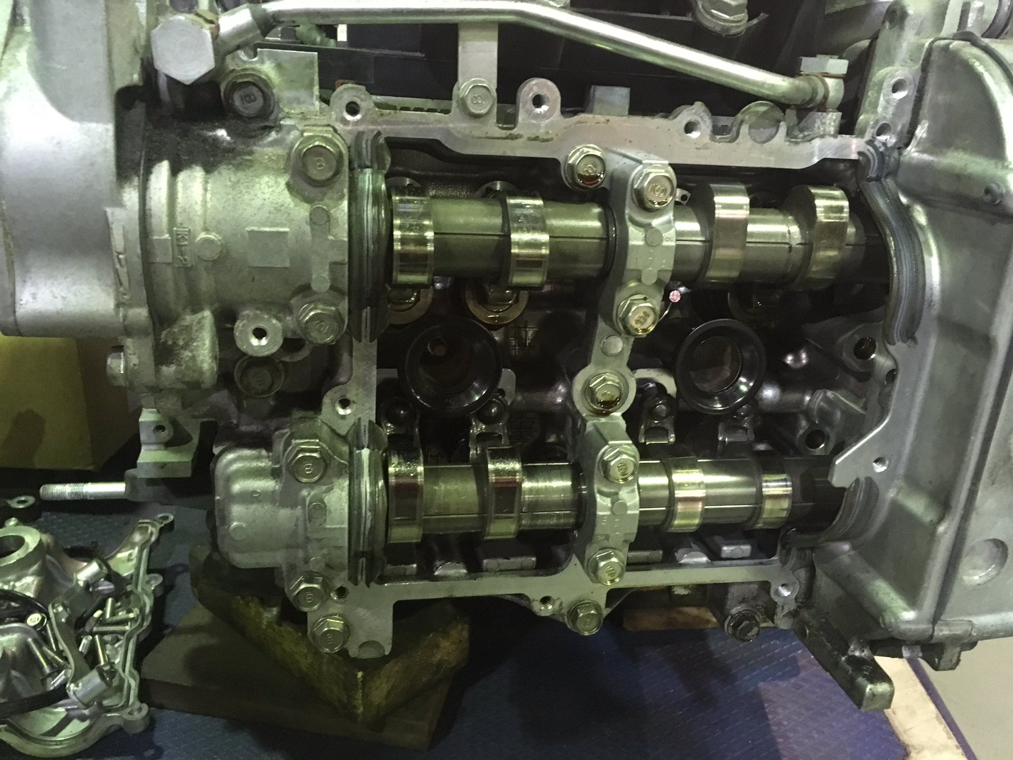 マッスー 帰宅したので再度報告 Brzエンジンブローの原因はやはりスバルからリコールのでているバルブスプリング破損でした 86 Brz乗られてる方は案内が来たら早めの対応をオススメします ディーラー整備士の方も大変ですがよろしくお願いします Ft86