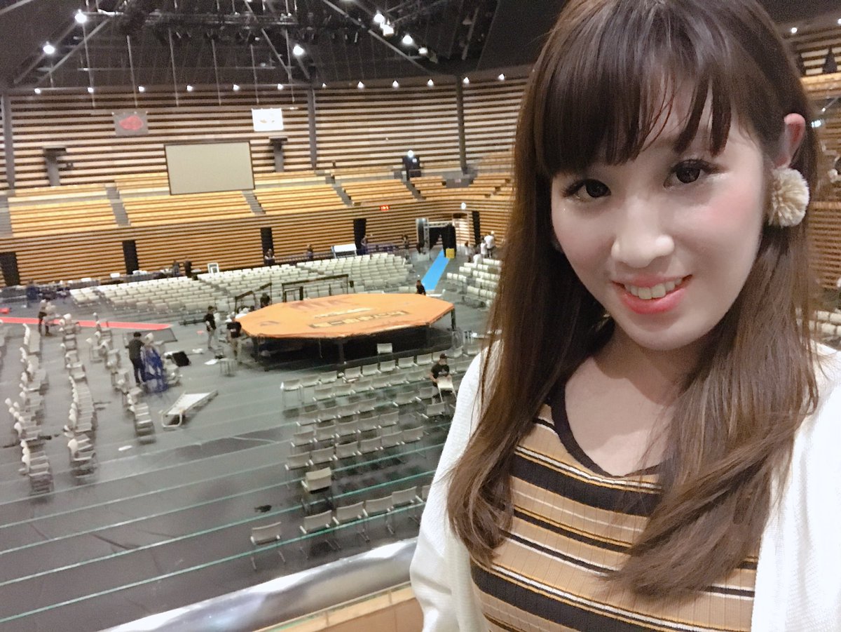 Natsuyuri721's tweet photo. 実は、本日Deep IMPACT86を観に大田区総合体育館にやってきました❣️✨本当に熱い戦いが繰り広げられていて、感動😢🙏顔面が出血し続けながらお互いにやり切る!ギブアップしない精神。負けるとわかってても最後まで諦めない姿。その姿は、勇者!最高に勇気をもらいました。#deep86impact #仮面女子 https://t.co/9bhYcaQ3Md