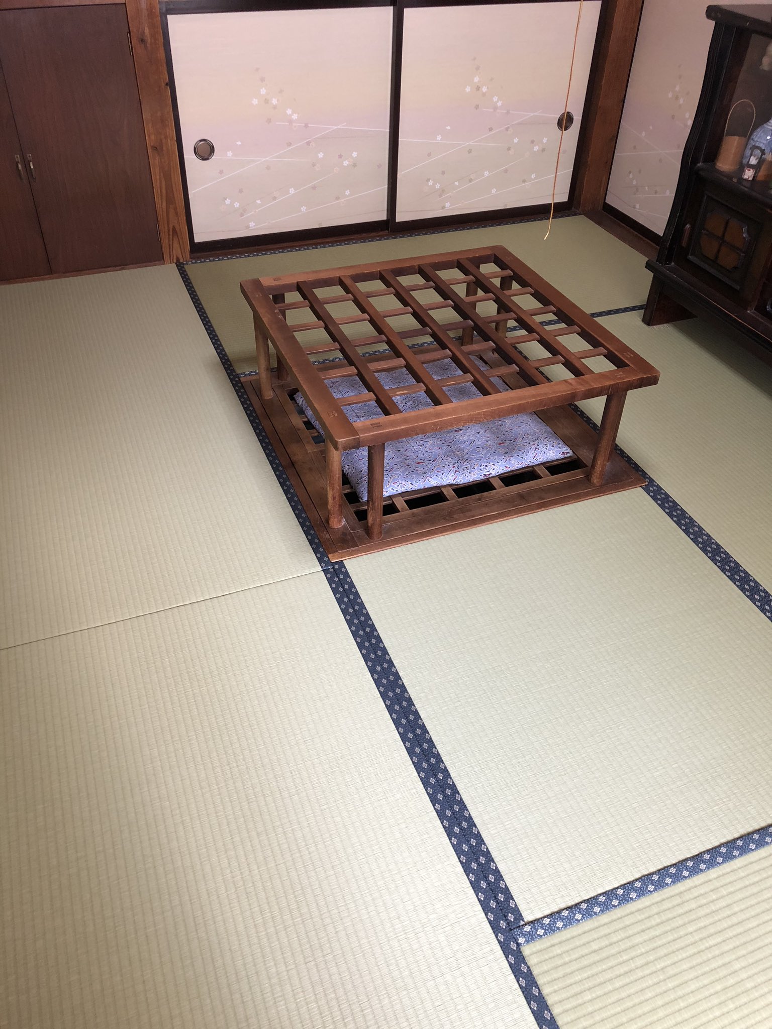 とりまつ畳 長野営業所 畳の新調をさせていただきました T Co Pnj5rtqwh1 とりまつ 畳 襖 障子 網戸 和室 リフォーム ビフォーアフター