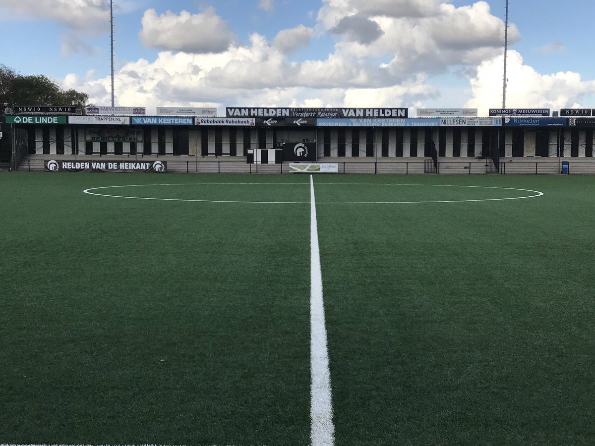 1Stedoco's tweet photo. We zijn aangekomen in Groesbeek. De aftrap van de wedstrijd tegen Achilles ‘29 is om 16:15. #achste https://t.co/WG2bRg78gv