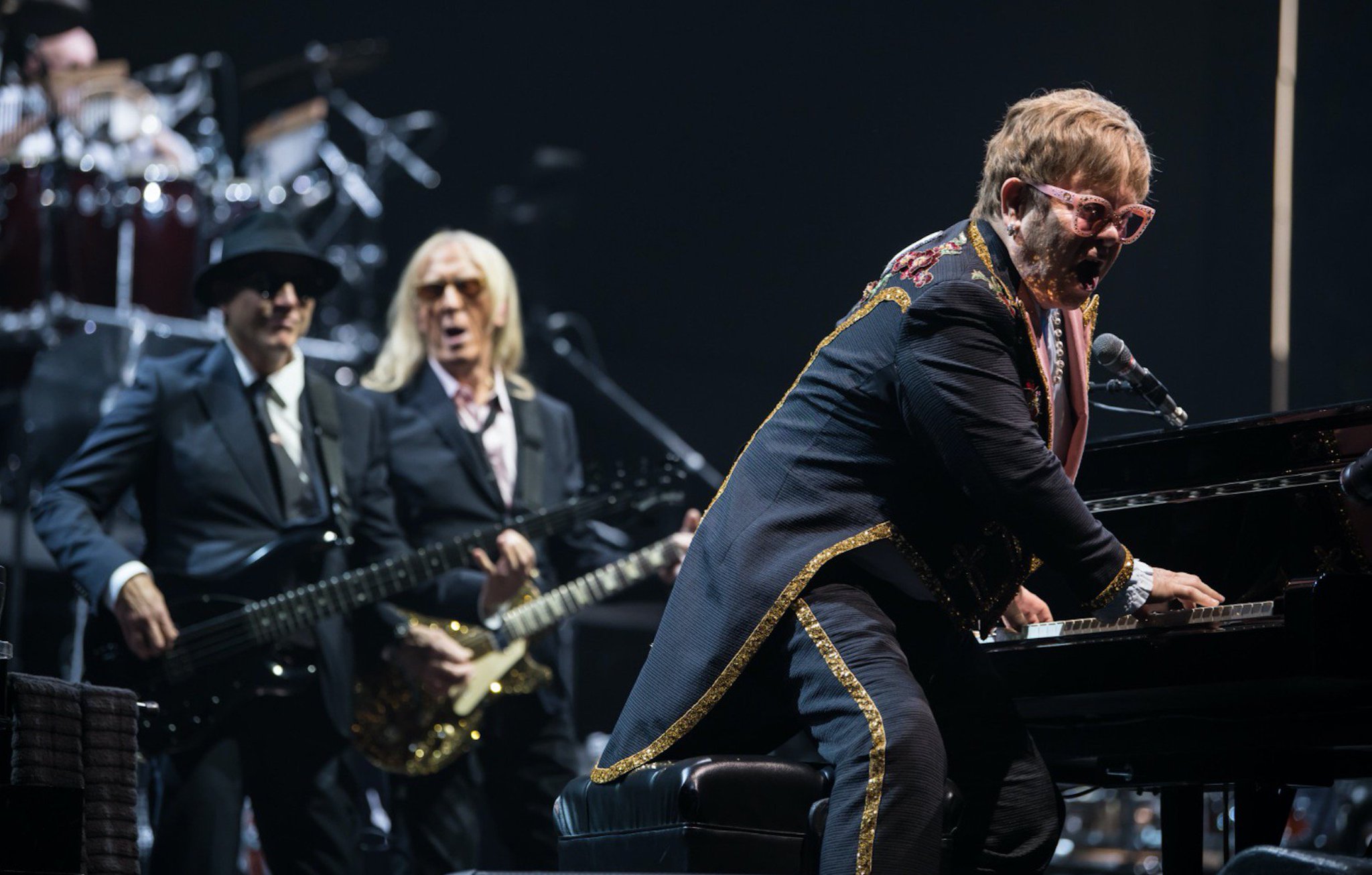 Elton John on Twitter "Chicago, we know you'll be just as amazing tonight as you were for the