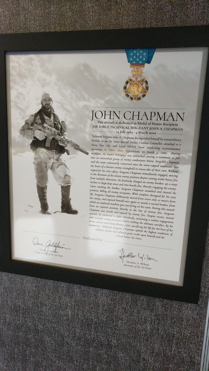 GenDaveGoldfein's tweet photo. It was a privilege to be part of this tribute to John Chapman &amp; his heroic sacrifice — the dedication &amp; naming of a @USAirForce C-32 in his honor. ‘Chappy’ will serve to remind those traveling on board of the caliber of people who have served as #Airmen. #MedalofHonor https://t.co/wLvw3UzRlc