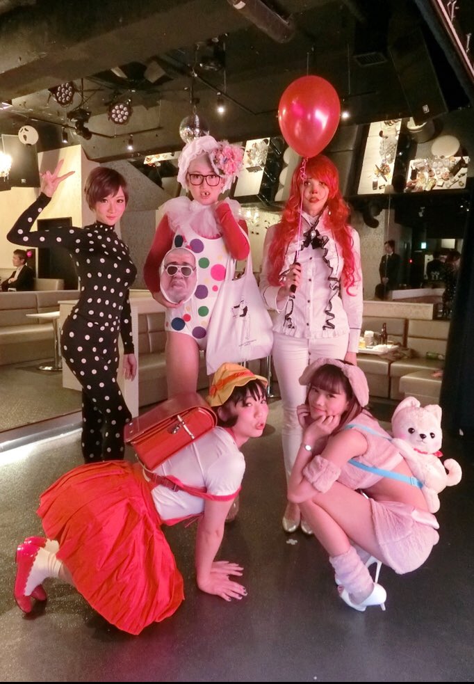 mai0129xx's tweet image. 🎃HAPPY HELLOWEEN🎃
#私も月へ連れてって
#剛力彩芽
#zozosuit
#六本木でランチパック配ってます
#ベリーショート
#剛力彩芽さんなれず
#ピーターさん？
#IKKOさん？
#攻殻機動隊？
#演歌歌手？
#今日もシュールな世界で生きてます
#halloween
#halloween2018
#zozotown
#六本木
#PARTHENO