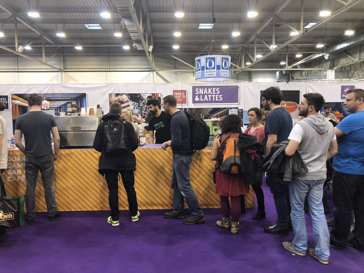 So much people for coffee! 😱☕️ thanks you guys! #essenspiel2018 <a href="/Snakesandlattes/">Snakes & Lattes</a>