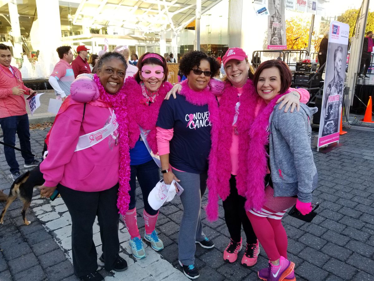 adudek55's tweet image. Southern BELLES out to support Ms. Candiano and other Breast Cancer survivors! #BreastCancerAwareness #avonmakingstrides