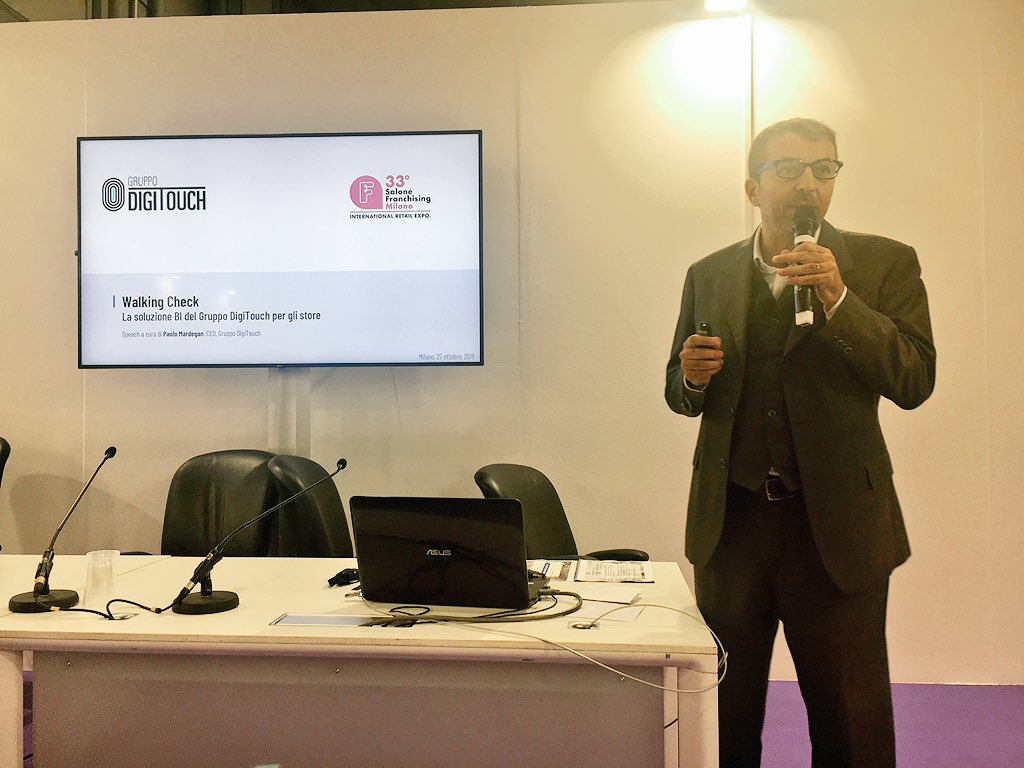 Paolo Mardegan ha raccontato le soluzioni BI del @GruppoDigiTouch per gli store nel workshop che si è svolto nella sala F-Meeting del <a href="/FranchisingMI/">SaloneFranchisingMI</a> #SFM18