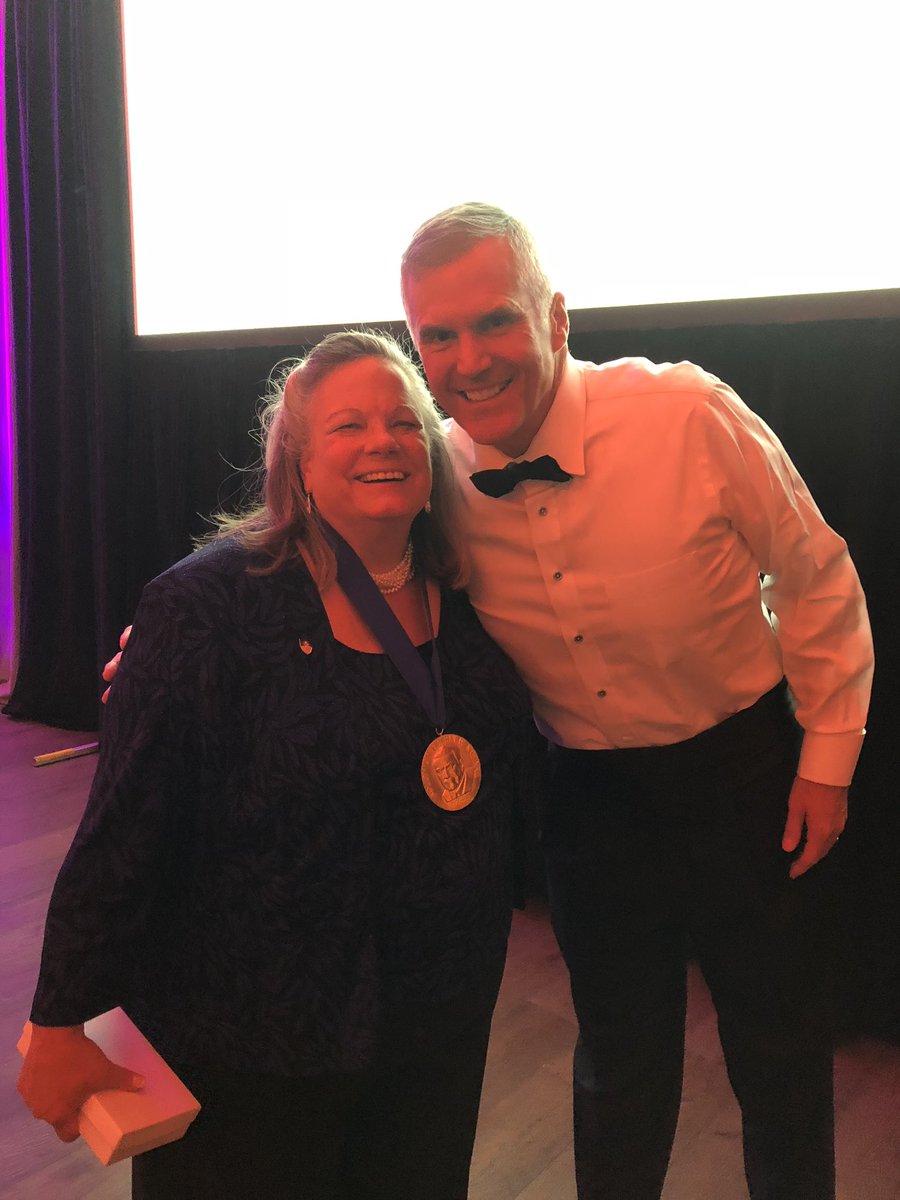 DoyleJWilliams's tweet photo. Congratulations to Huebner Gold Medal winner Linda Need and new American College Alumni Hall of Fame inductee Chris Blunt!  Great event hosted by the American College.  @TheAmerCol https://t.co/IhcNwrE2aC
