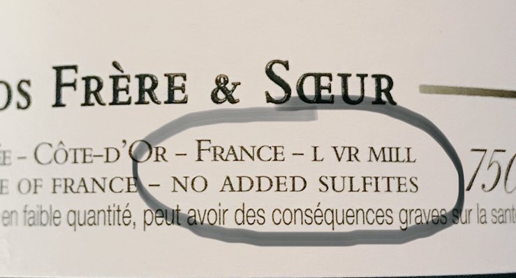 Who would have guessed that Gros Frère &amp; Sœur would pioneer the sans sulfites policy? Not me!
Not sure if I can detect any significant differens at this point. Rumour has it that they instead are experimenting with adding grape pip extract. Will ask in November.