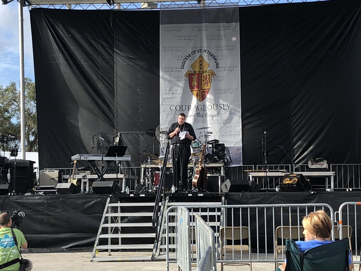 TeresaDOSP's tweet photo. A few minutes ago- @BishopParkes opened the Family Faith Fest with prayer- thanking God for all of our blessings, joy and our hope- Jesus Christ. #DOSPFest #dosp50 #Catholic https://t.co/p81TKV796i