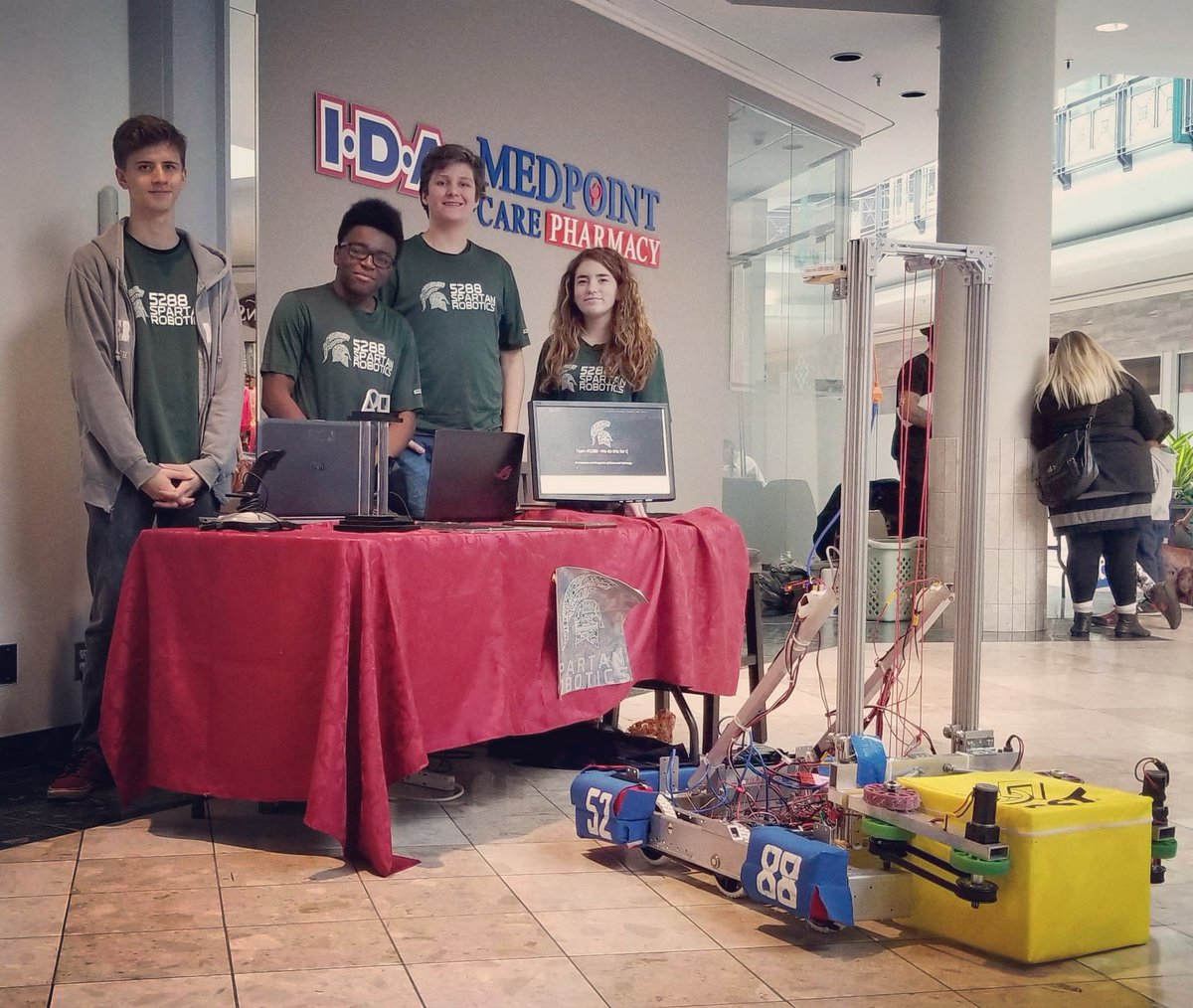 mtsrobotics5288's tweet image. We're here for comicfest this weekend at city plaza, come swing by!