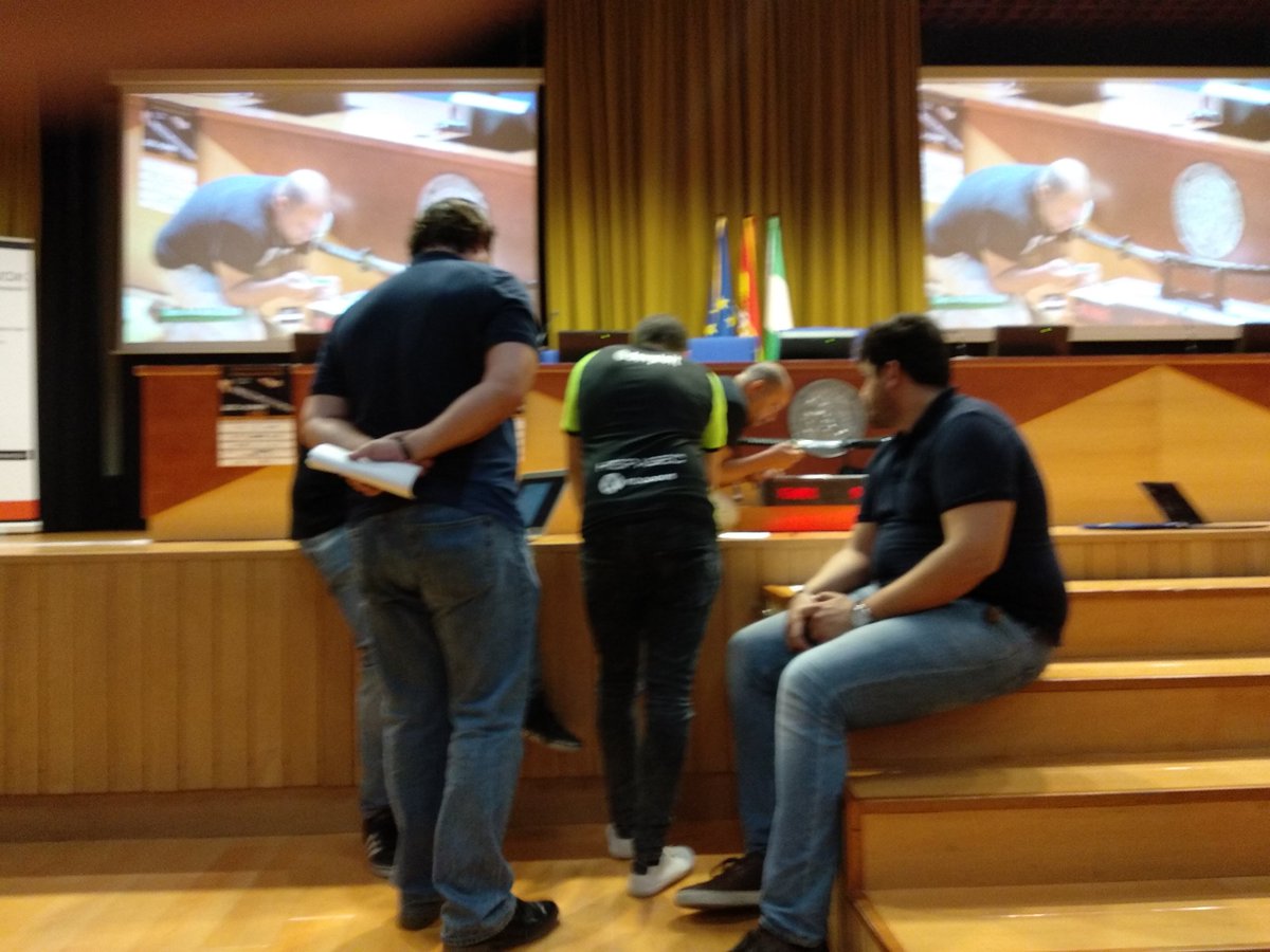 JosepAlbors's tweet photo. Y con la resolución del CTF, la entrega de la katana al ganador y la foto con los organizadores del evento damos por finalizada #secadmin2018 hasta el año que viene. Enhorabuena por tan buen evento. https://t.co/fEI0vZg7XU