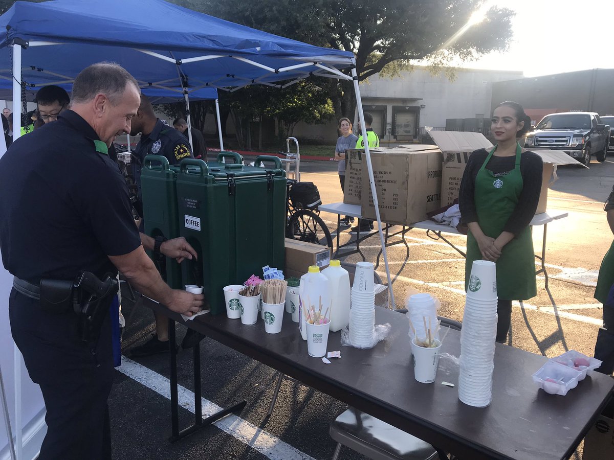 DallasPD's tweet photo. Thank you @DemondFernandez , @GrandPrairiePD, & @Starbucks for coming out to #ROCingRedBird and showing support for our community . https://t.co/ktHj24ther