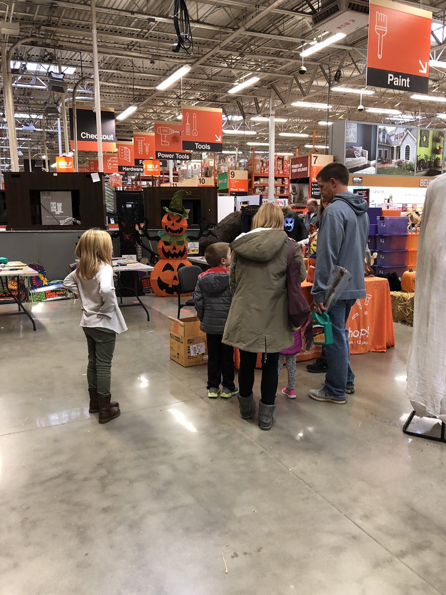 jackiec2506's tweet photo. More fun coming up. I love my job! https://t.co/QZvouGiCM4