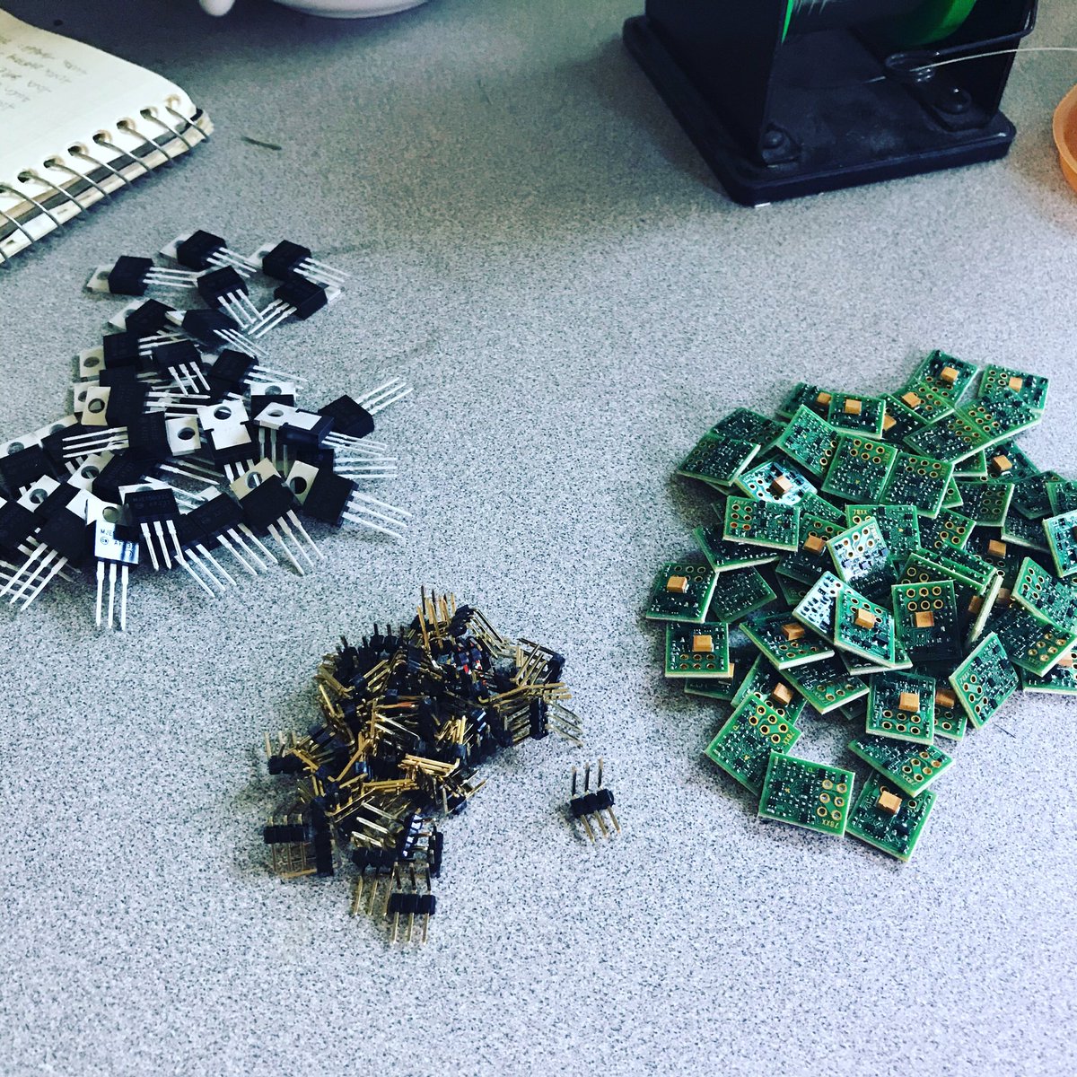 sparkoslabs's tweet image. Time to build more regulators #sparkoslabs #discretevoltageregulators