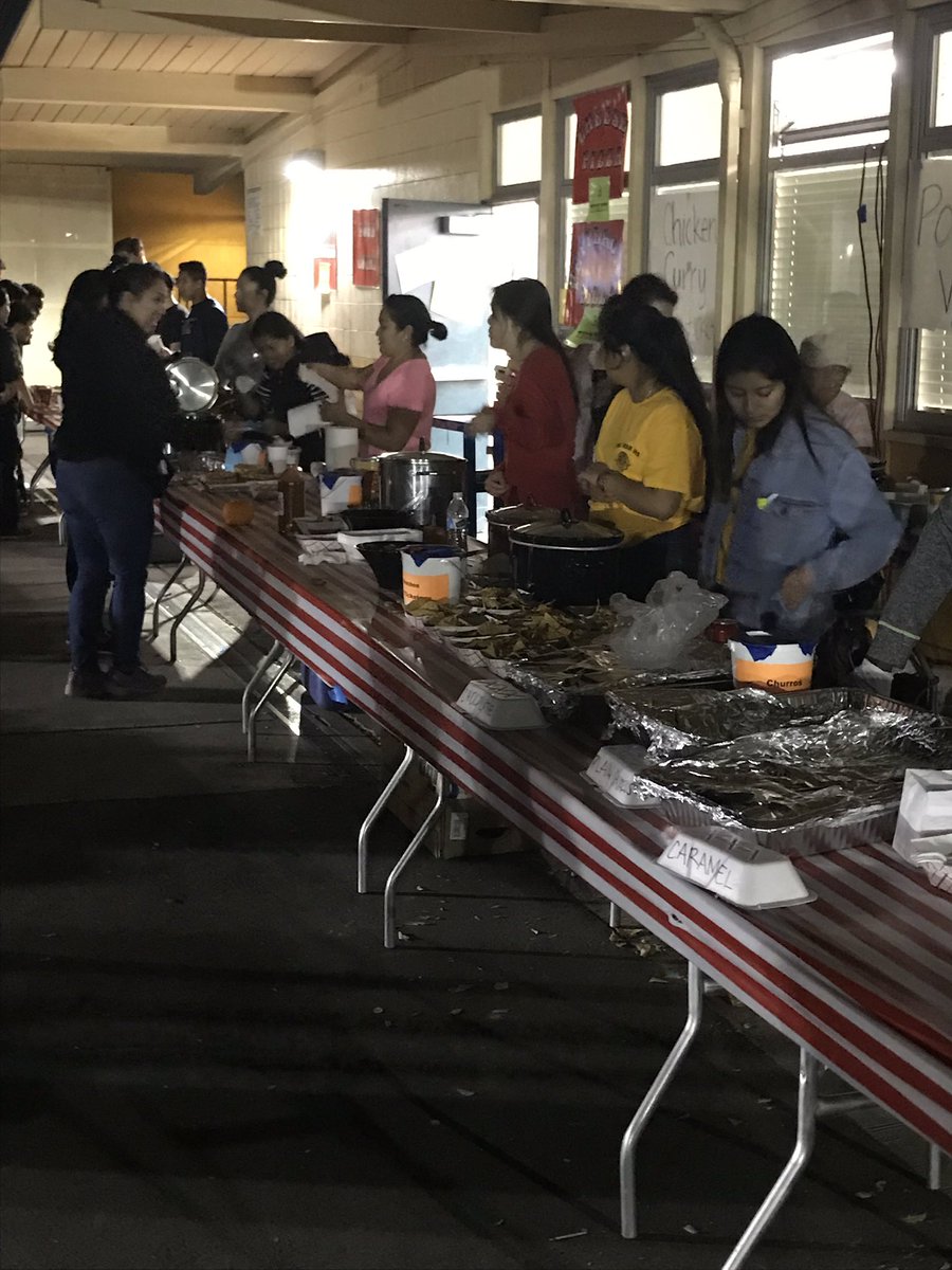 Castlemont Dragons (@castlemontcusd) on Twitter photo <a href="/castlemontcusd/">Castlemont Dragons</a> community celebrating and enjoying the Fall Family Festival! What a fantastic evening. Thank you volunteers for all you do! #CUSDRockstar <a href="/castlemontcusd/">Castlemont Dragons</a> community celebrating and enjoying the Fall Family Festival! What a fantastic evening. Thank you volunteers for all you do! #CUSDRockstar